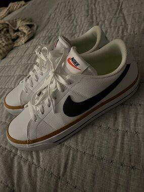 Women’s Nike Court size 9.5